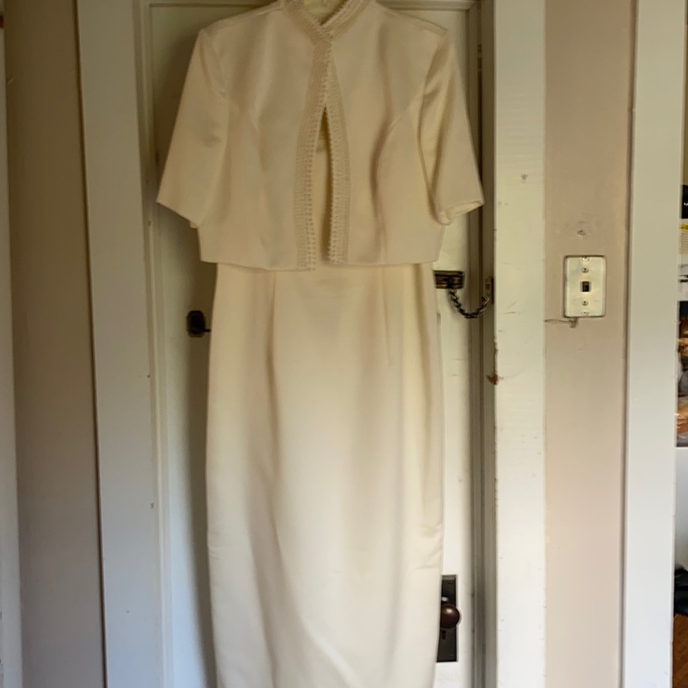Cachet size 10 embellished dress